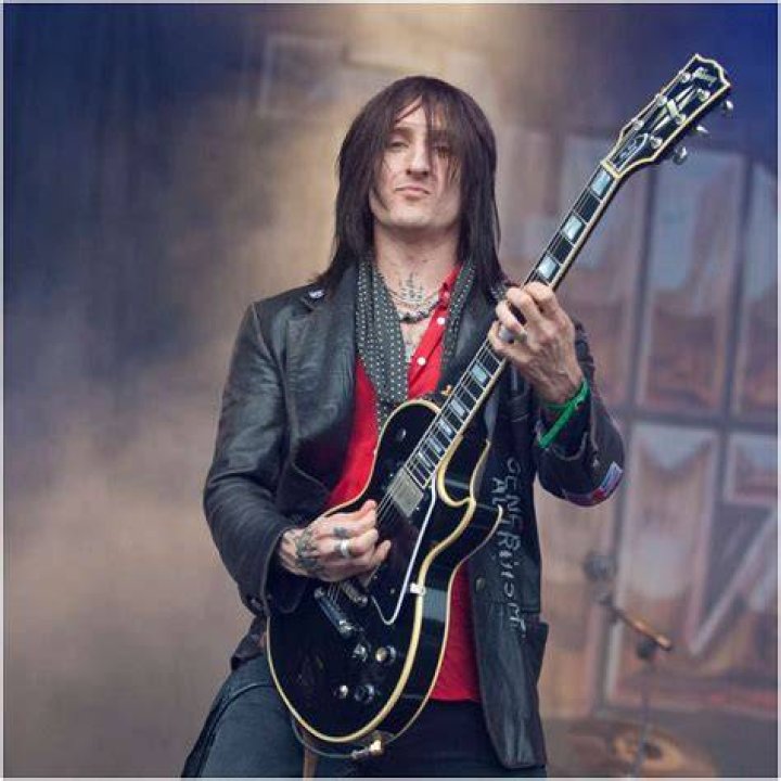 Richard Fortus Net Worth