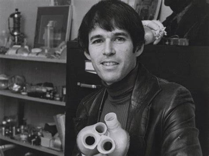 Robert Jarvik Net Worth