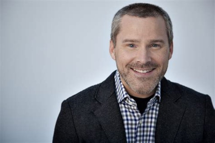 Roger Craig Smith Net Worth