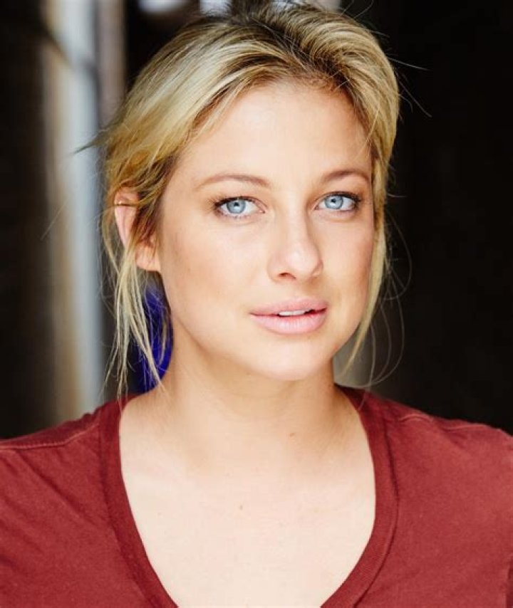 Romy Poulier Net Worth
