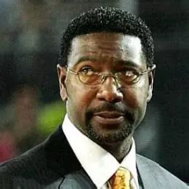 Sam Mitchell Net Worth