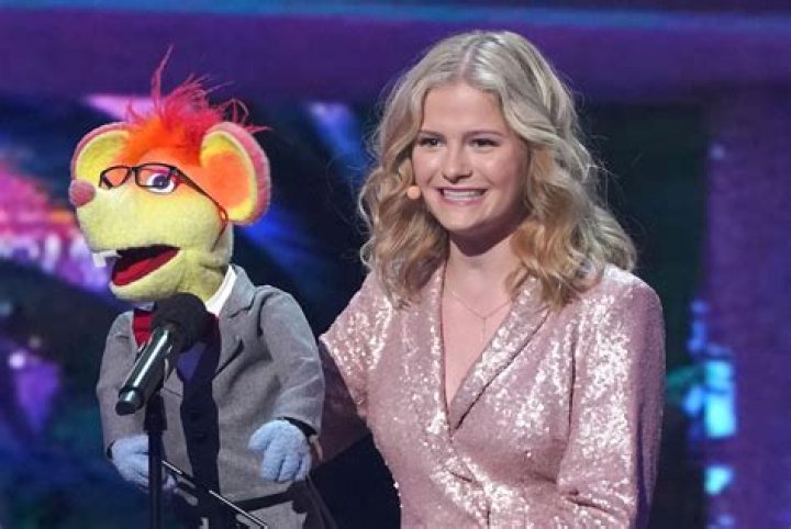 Samantha Lyne - Net Worth 2018, Bio & Wiki