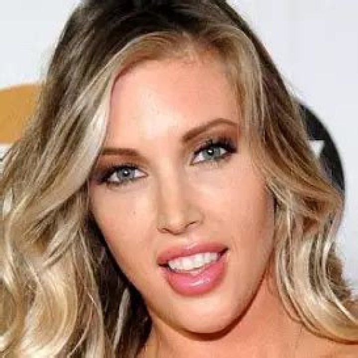 Samantha Saint Net Worth