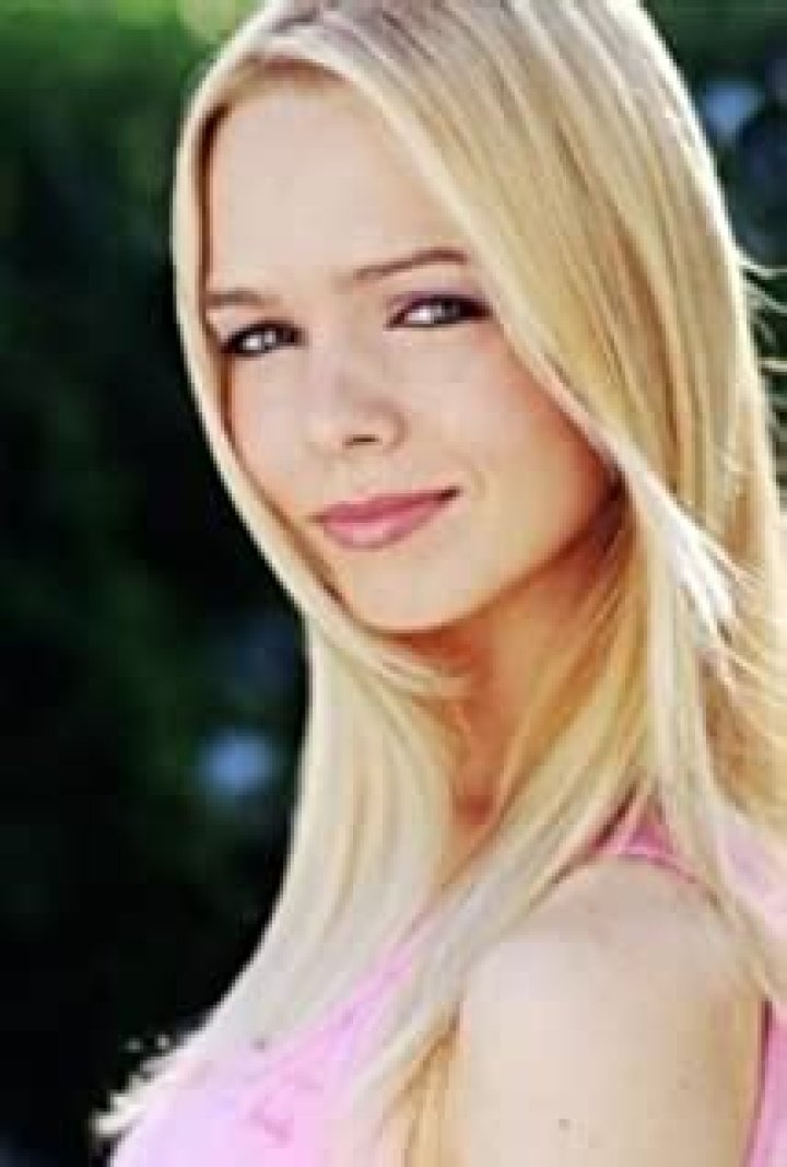 Sanya Mateyas Net Worth