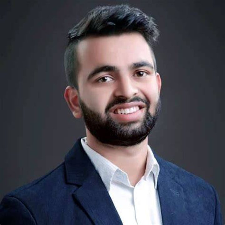 Saroj Khanal Net Worth