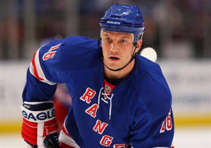 Sean Avery Net Worth