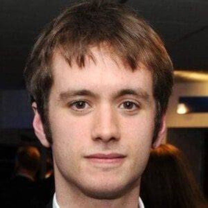 Sean Biggerstaff Net Worth