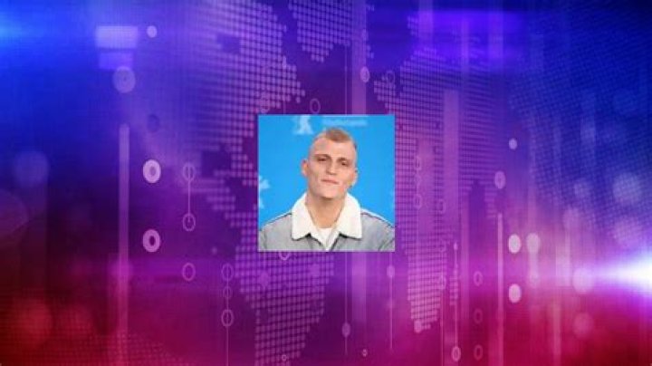 Sebastian Bull Sarning Net Worth