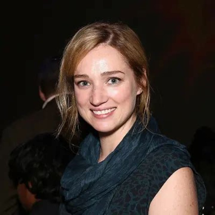 Shara Connolly Net Worth