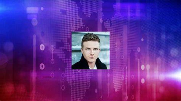 Simon Arblaster Net Worth