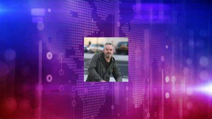 Simon O’Brien Net Worth