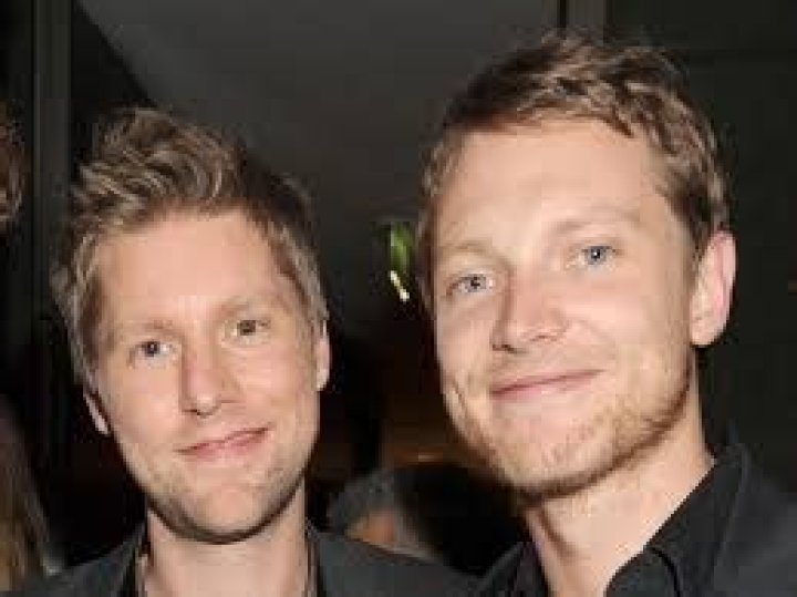 Simon Woods Net Worth