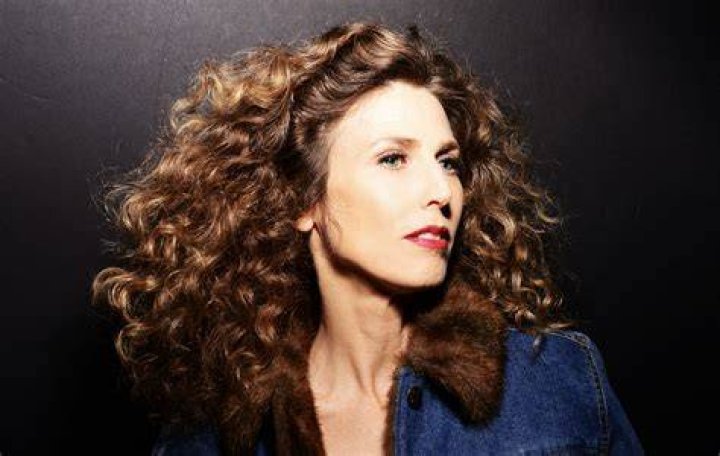 Sophie B. Hawkins Net Worth