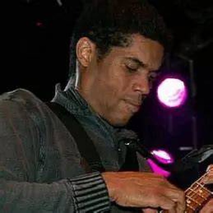 Stanley Jordan Net Worth