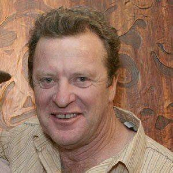 Stewart Finlay-McLennan Net Worth