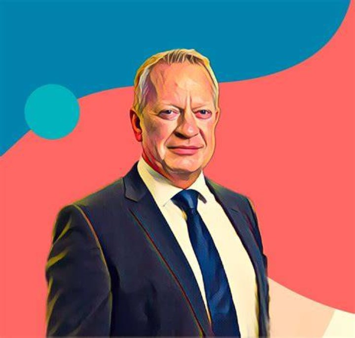 Sven Holmberg Net Worth