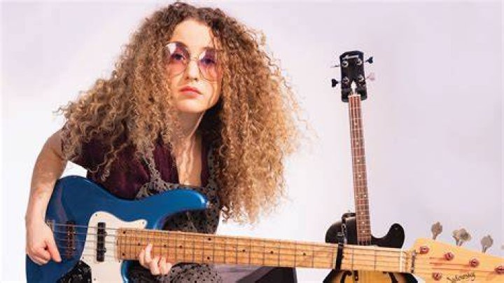 Tal Wilkenfeld Net Worth