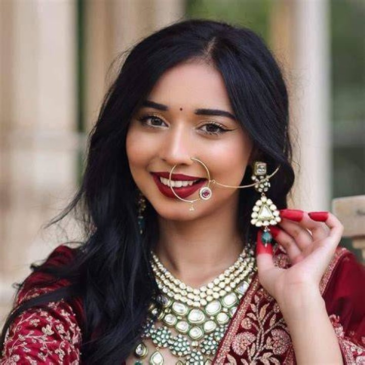 Tania Garribba Net Worth