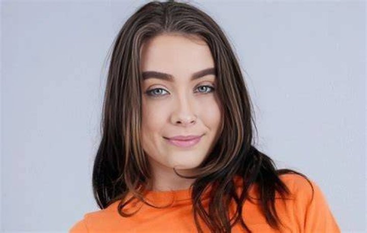 Veronica Estrada Net Worth