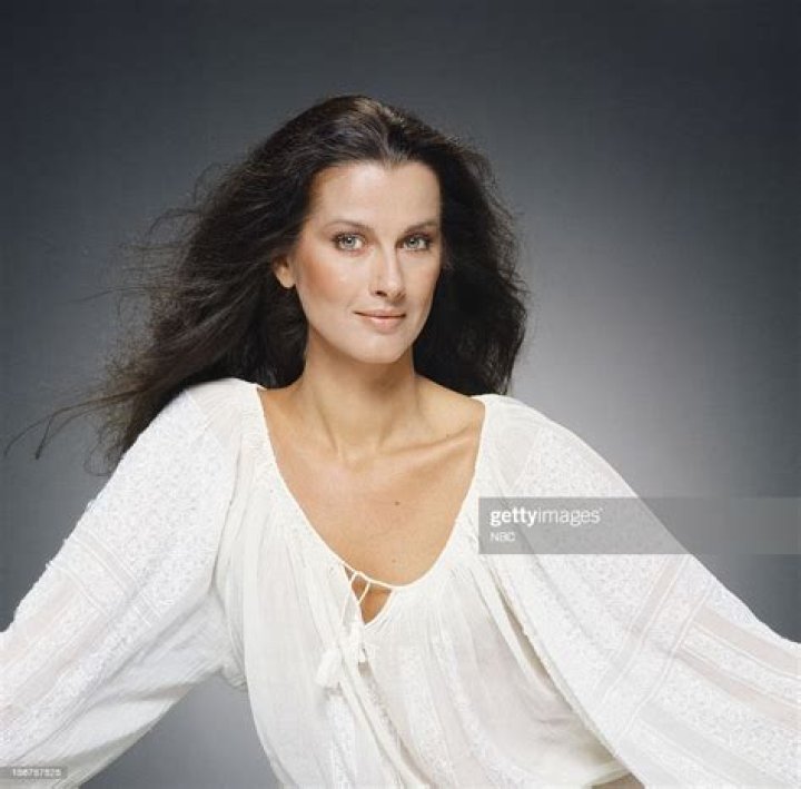 Veronica Hamel Net Worth