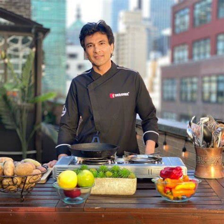 Vikas Khanna Net Worth