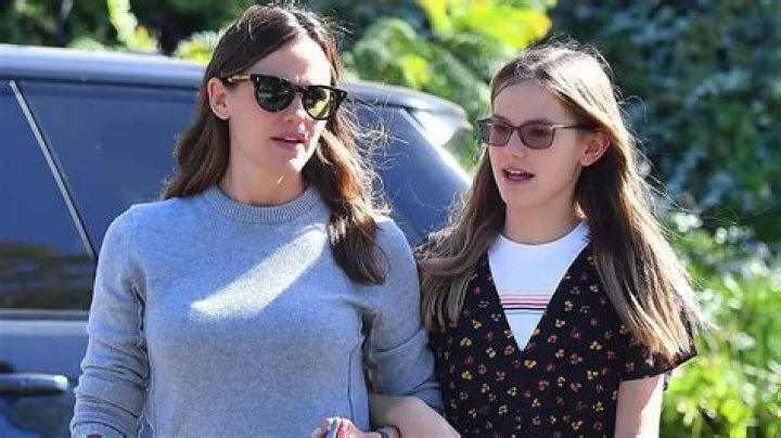 Violet Affleck Net Worth