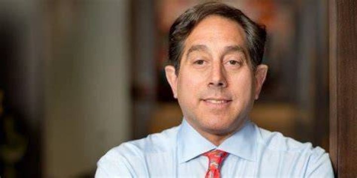 Warren Lichtenstein Net Worth
