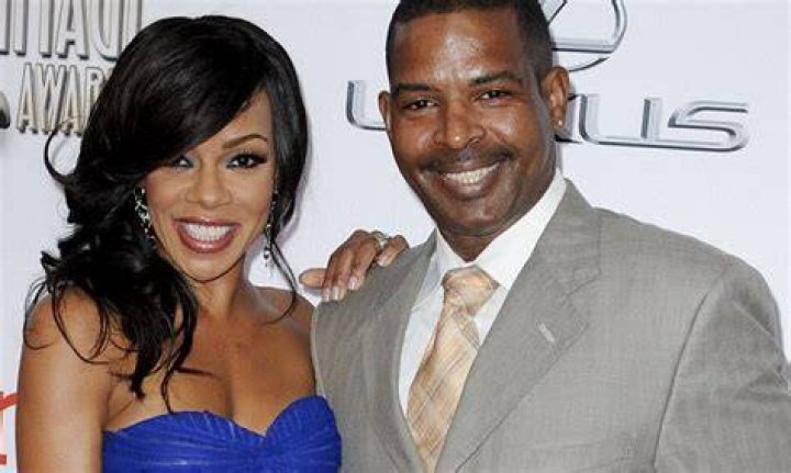Wendy Raquel Robinson Net Worth
