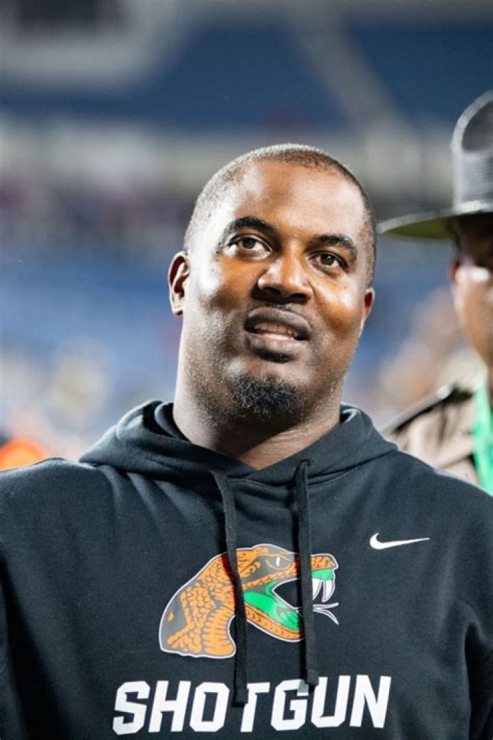 Willie Simmons Net Worth